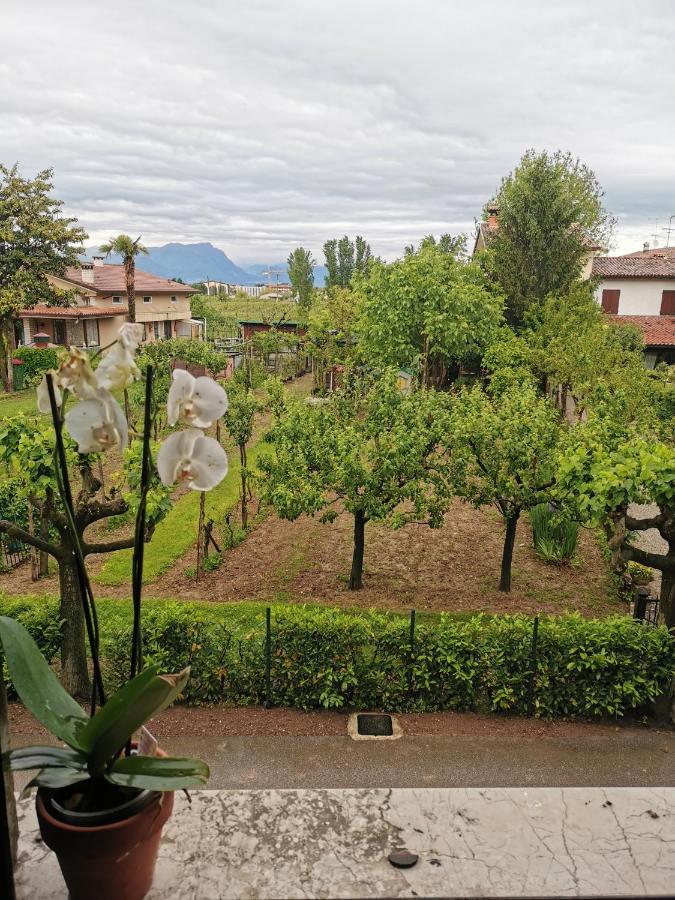 B&B Lamagia Di Corte Moronati Sirmione Exterior foto