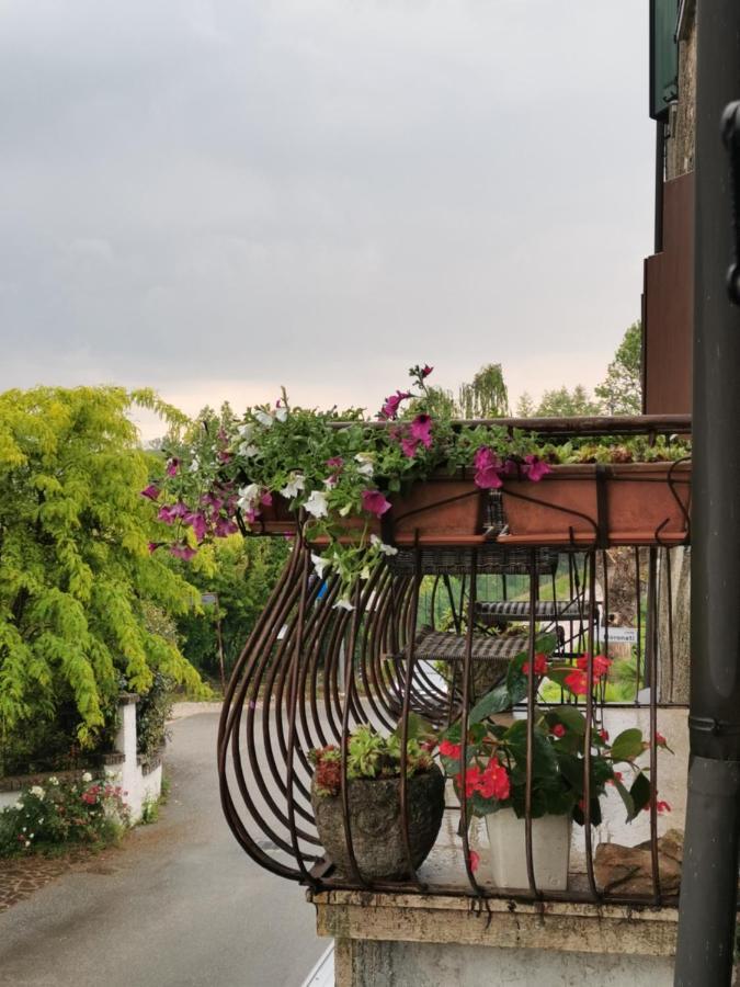 B&B Lamagia Di Corte Moronati Sirmione Exterior foto